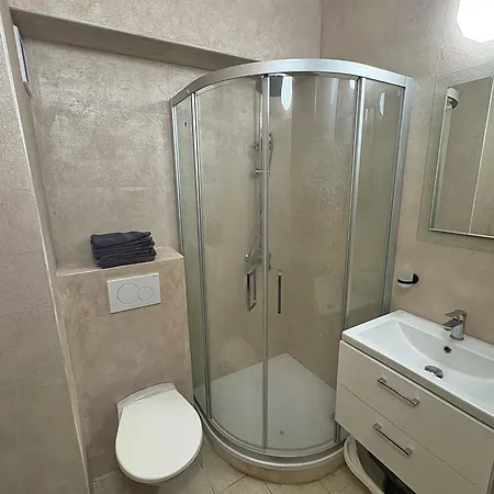 Apartamento Robinson Garden *